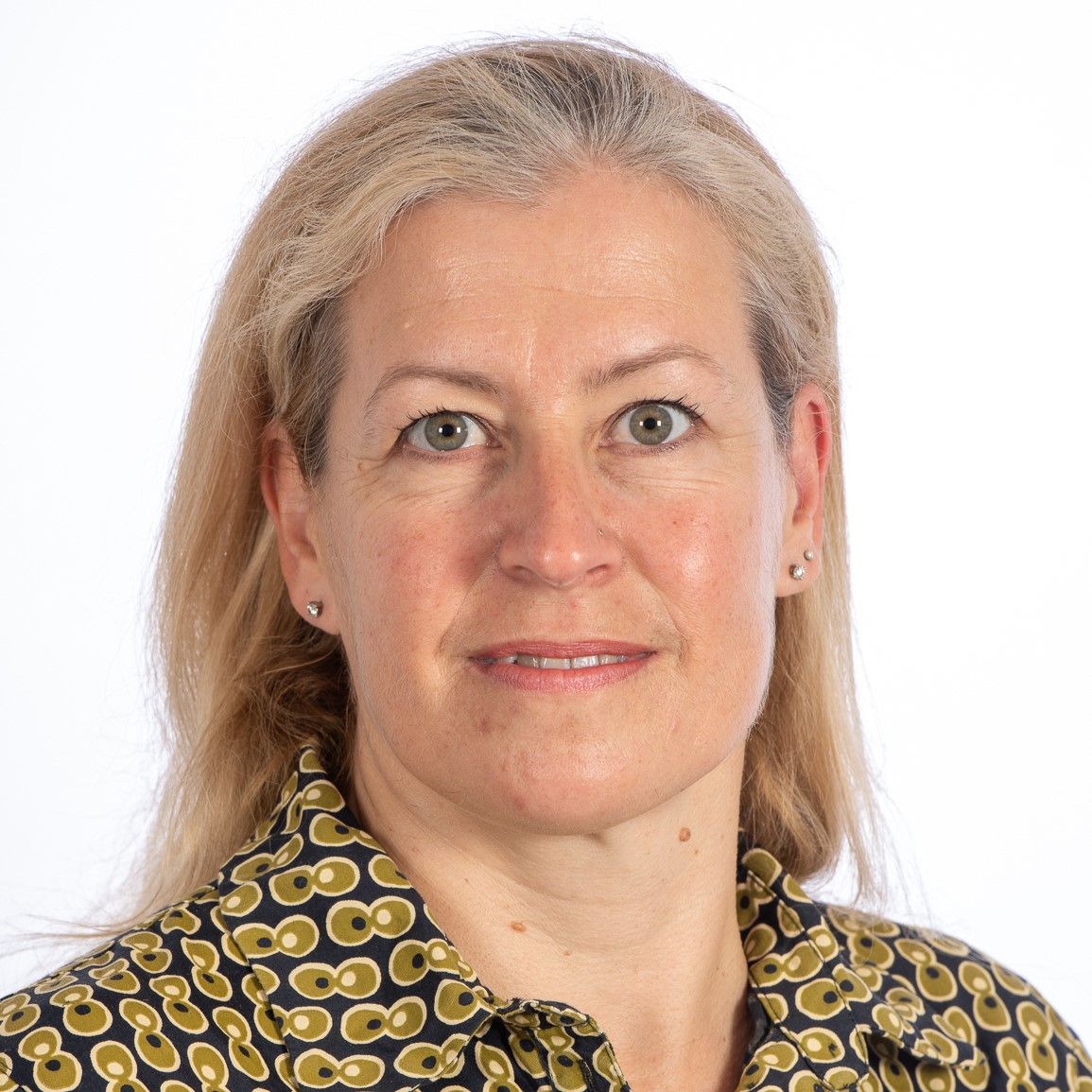 Dr. Julia Ehlermann